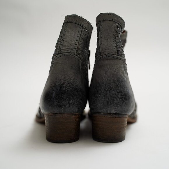 Seychelles "Flip a Coin" Ankle Boot - Picture 3 of 9